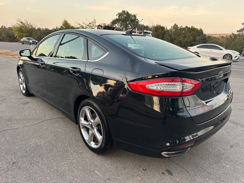 2013 Ford Fusion Image 9
