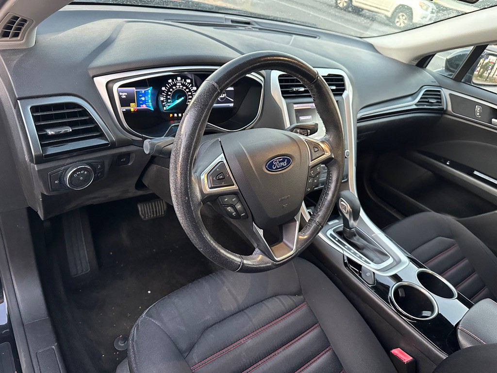 2013 Ford Fusion Image 12