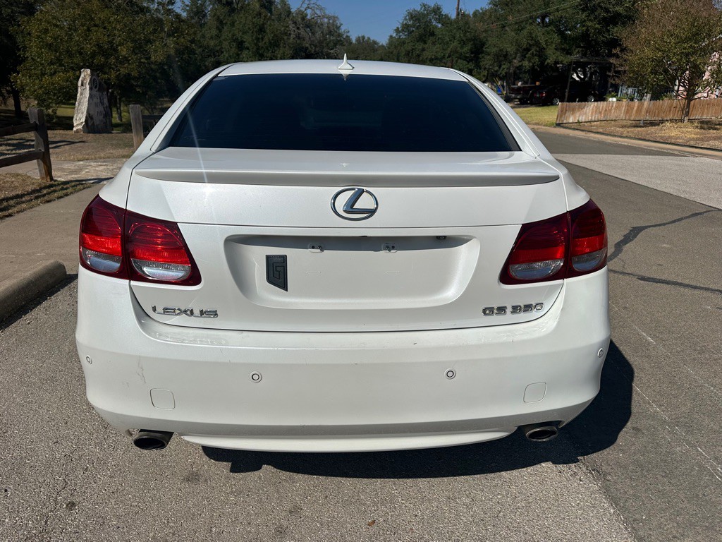 2010 Lexus GS Image 4