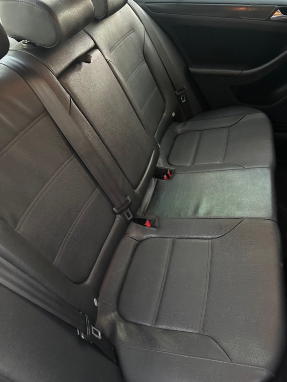 2011 Volkswagen Jetta Image 9