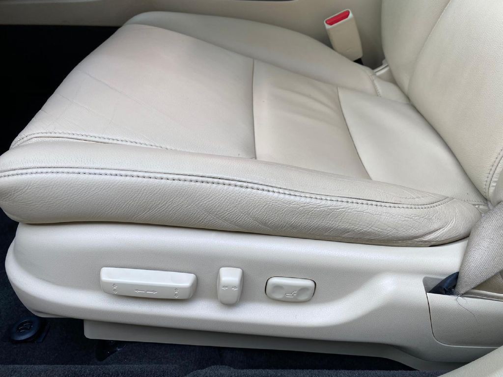 2014 Hyundai Veloster Image 5