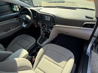 2020 Hyundai Elantra Image 4