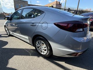 2020 Hyundai Elantra Image 8