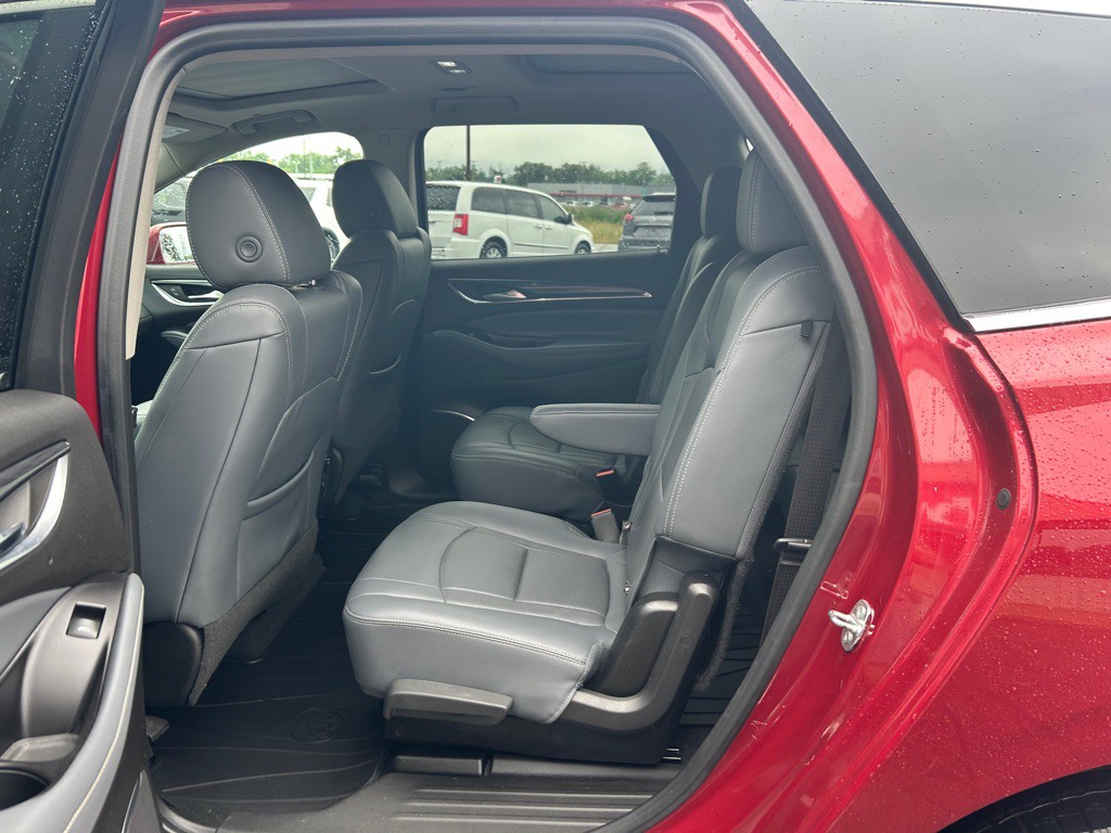 2020 Buick Enclave Image 13