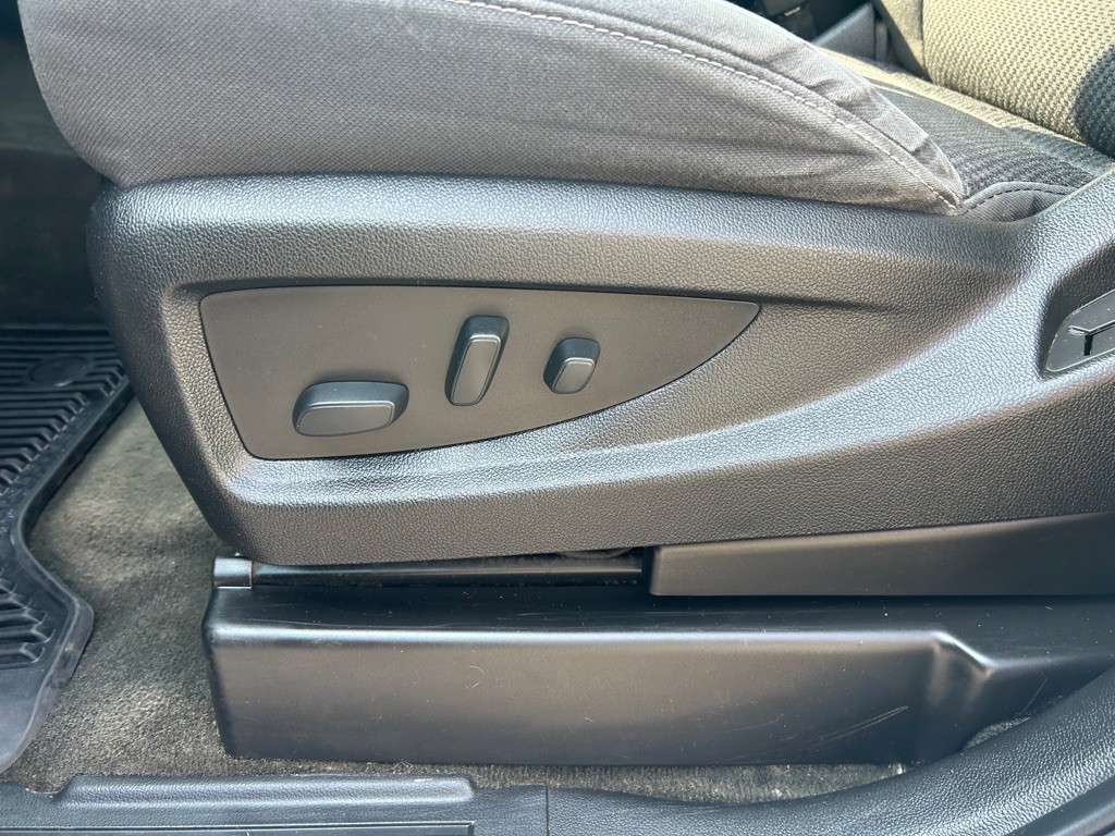 2017 Chevrolet Silverado 1500 Image 11