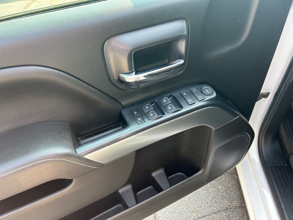 2017 Chevrolet Silverado 1500 Image 12