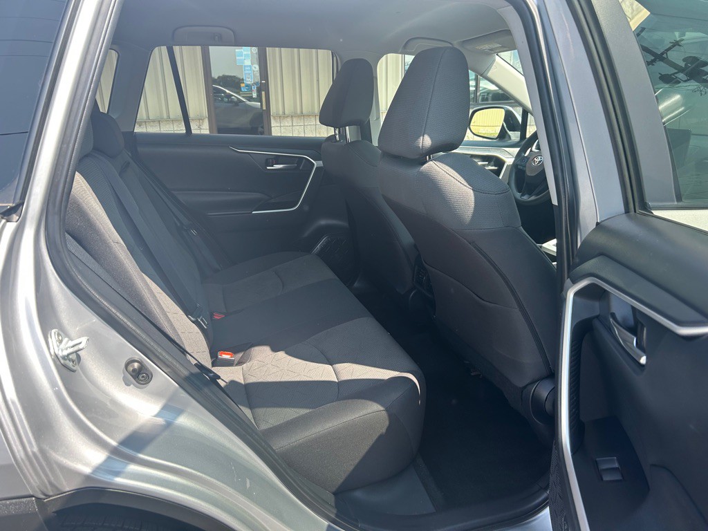 2021 Toyota Rav4 Image 9