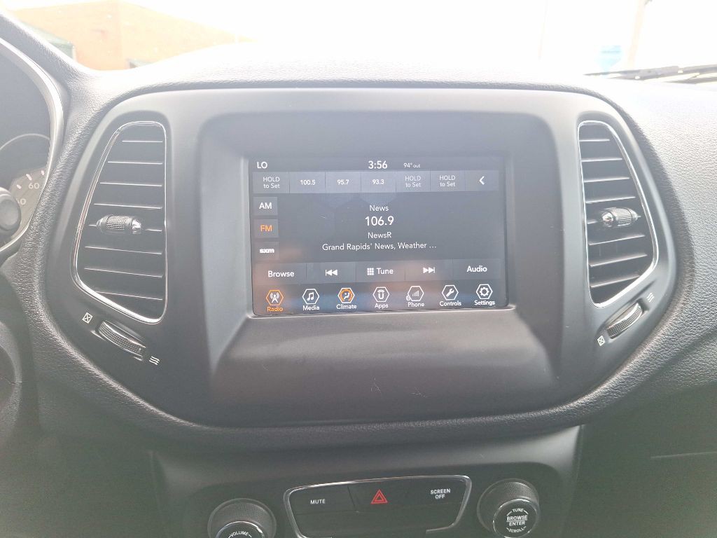 2018 Jeep Compass Image 13
