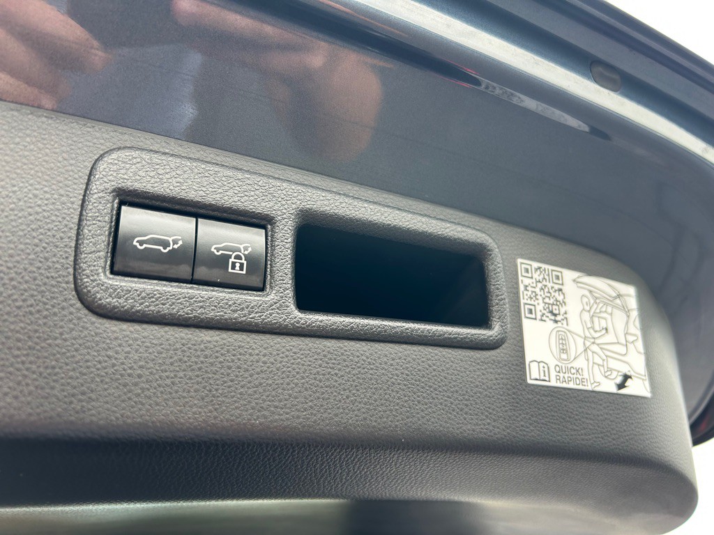 2021 Toyota Venza Image 11