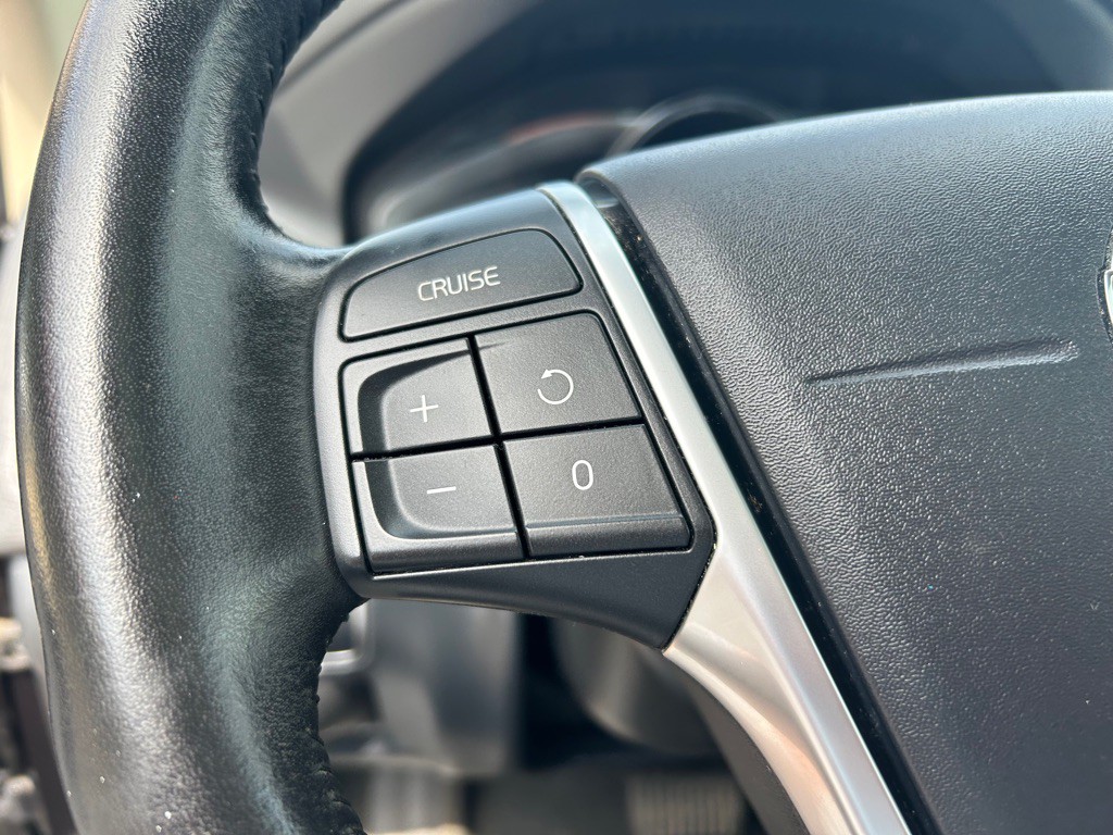 2017 Volvo XC60 Image 19