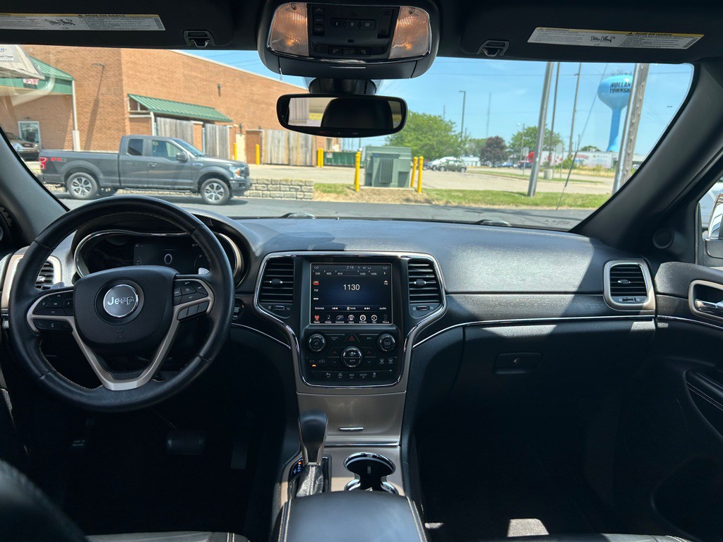 2017 Jeep Grand Cherokee Image 13