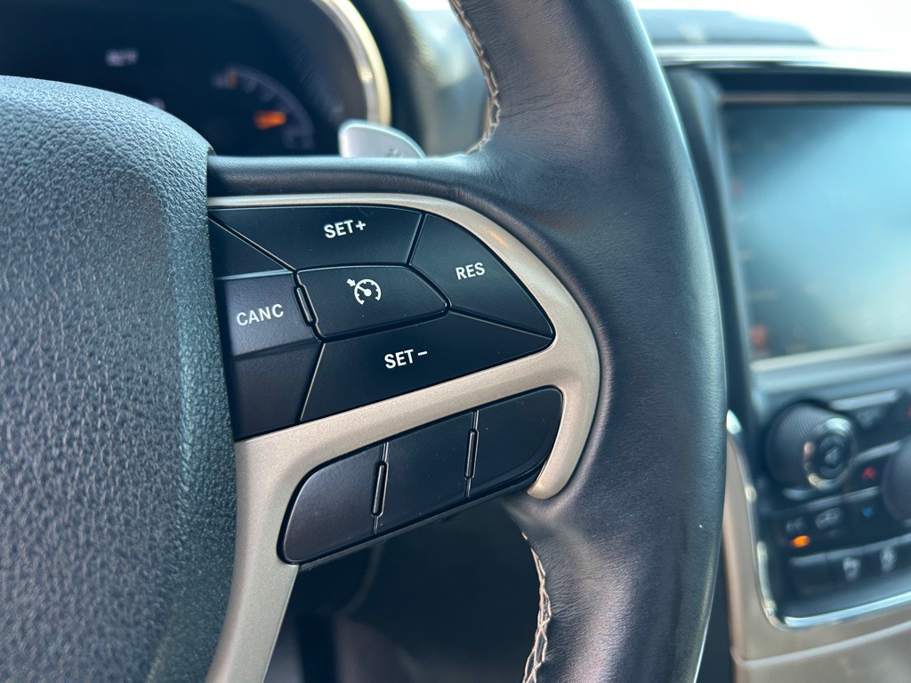 2017 Jeep Grand Cherokee Image 21