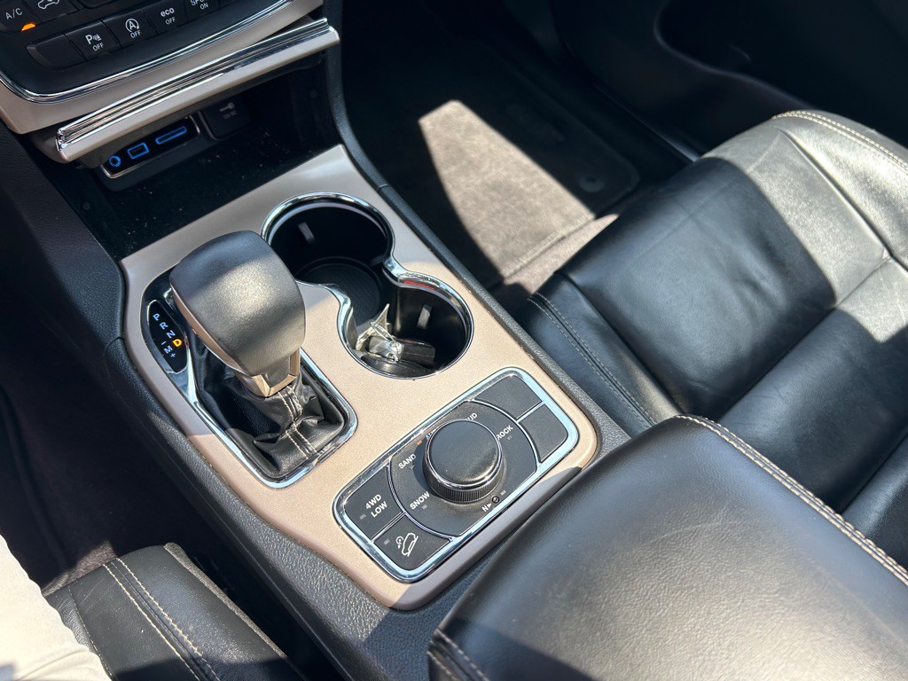 2017 Jeep Grand Cherokee Image 27