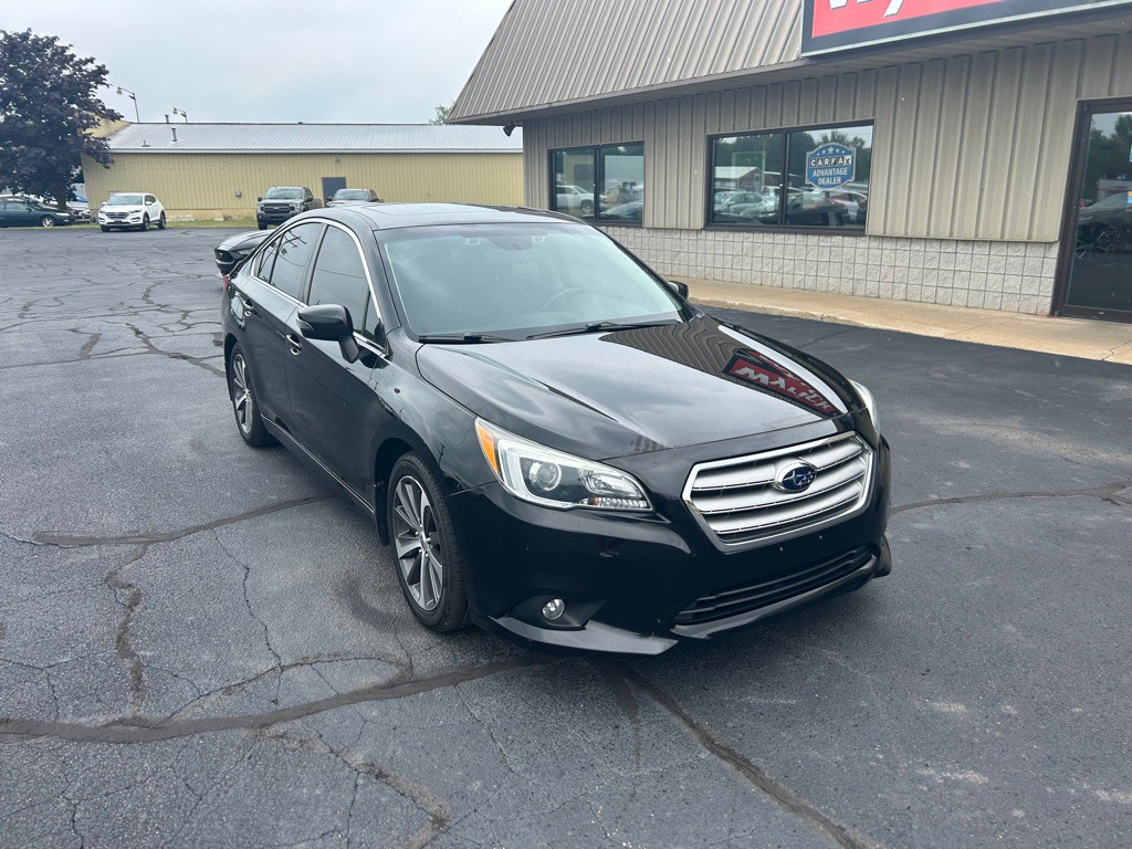 2015 Subaru Legacy Image 2