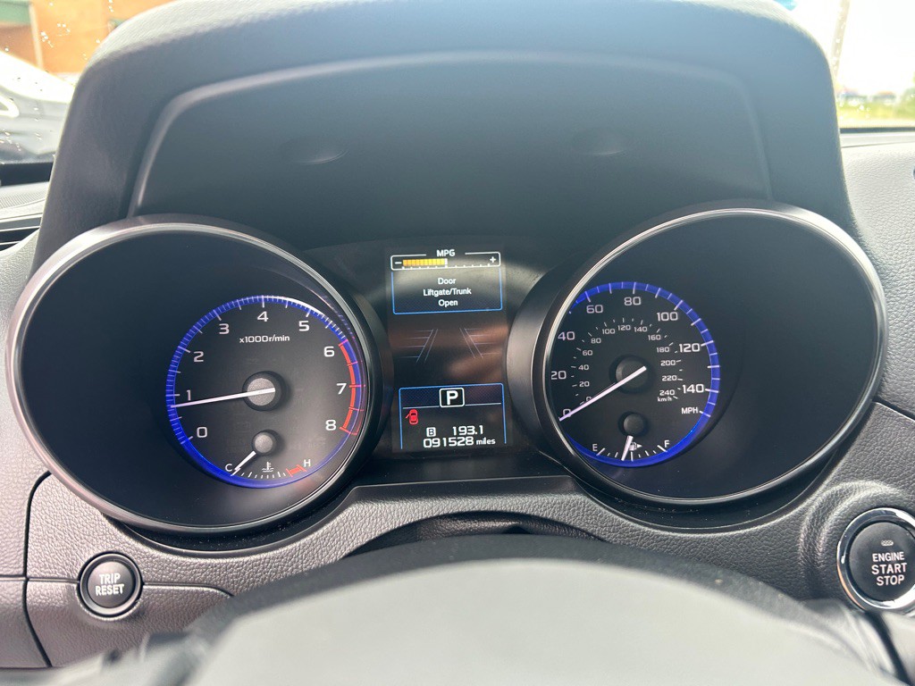 2015 Subaru Legacy Image 18
