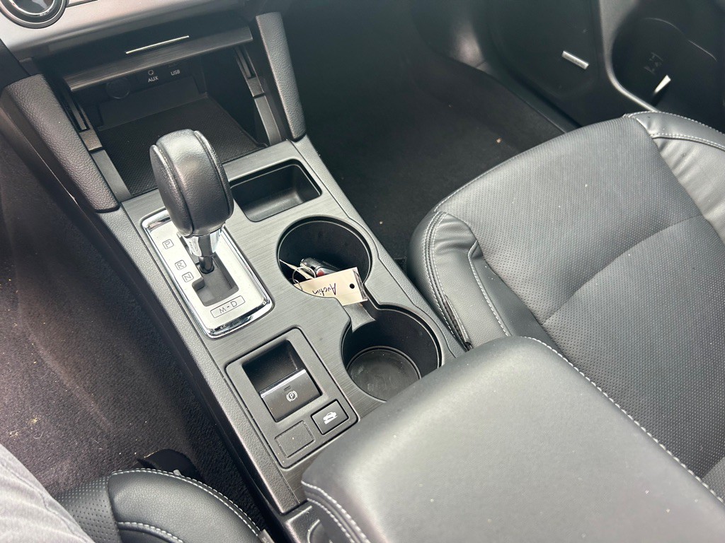2015 Subaru Legacy Image 22