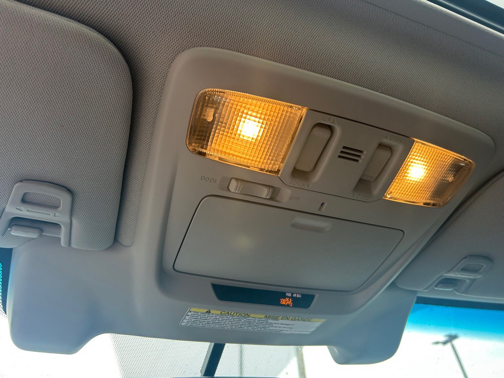 2015 Subaru Legacy Image 23