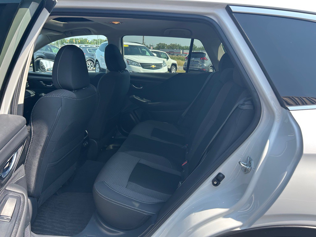 2022 Subaru Outback Image 11