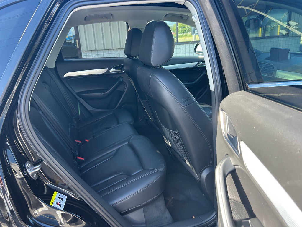 2015 Audi Q3 Image 8