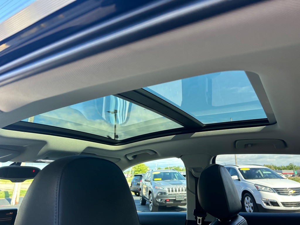 2015 Audi Q3 Image 12