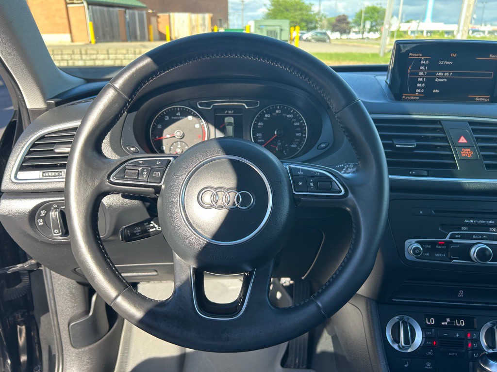 2015 Audi Q3 Image 17