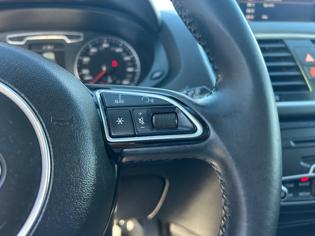 2015 Audi Q3 Image 20