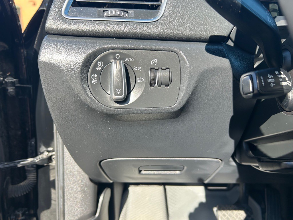 2015 Audi Q3 Image 21