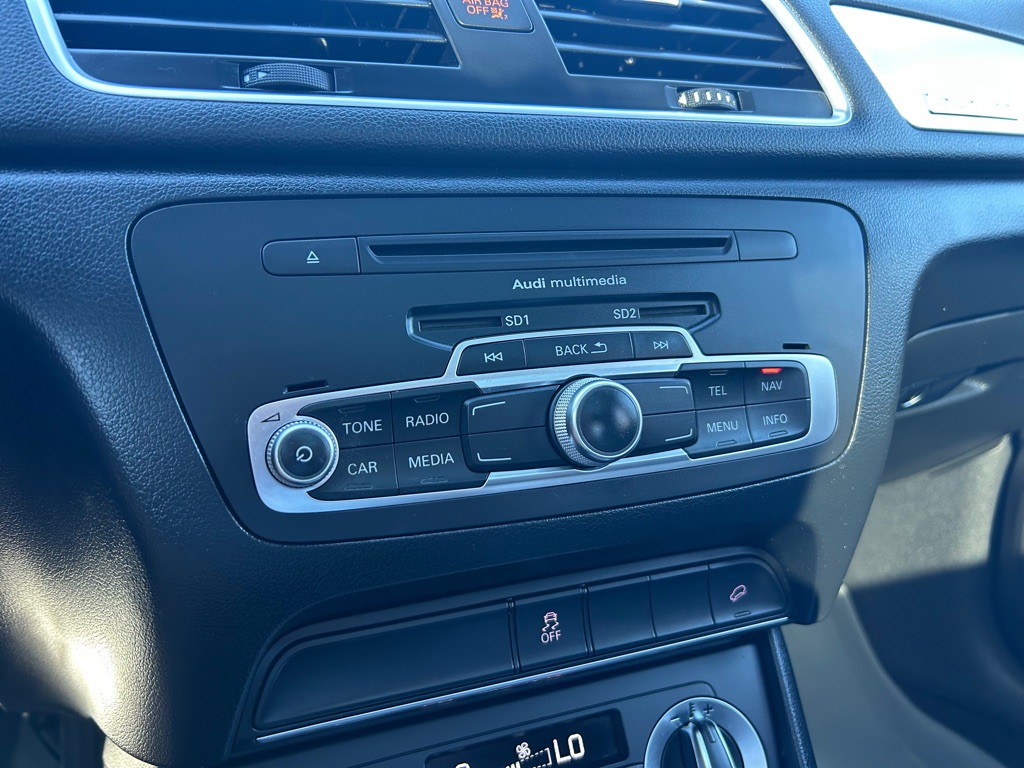 2015 Audi Q3 Image 22