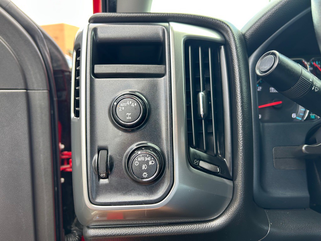 2017 Chevrolet Silverado 1500 Image 19