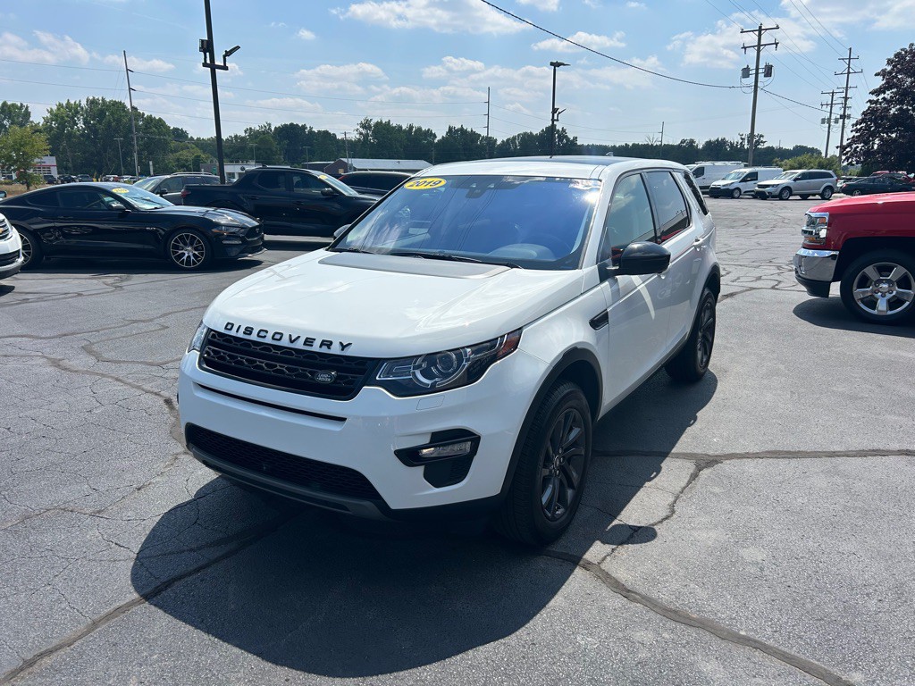 2019 Land Rover Discovery Sport Image 3