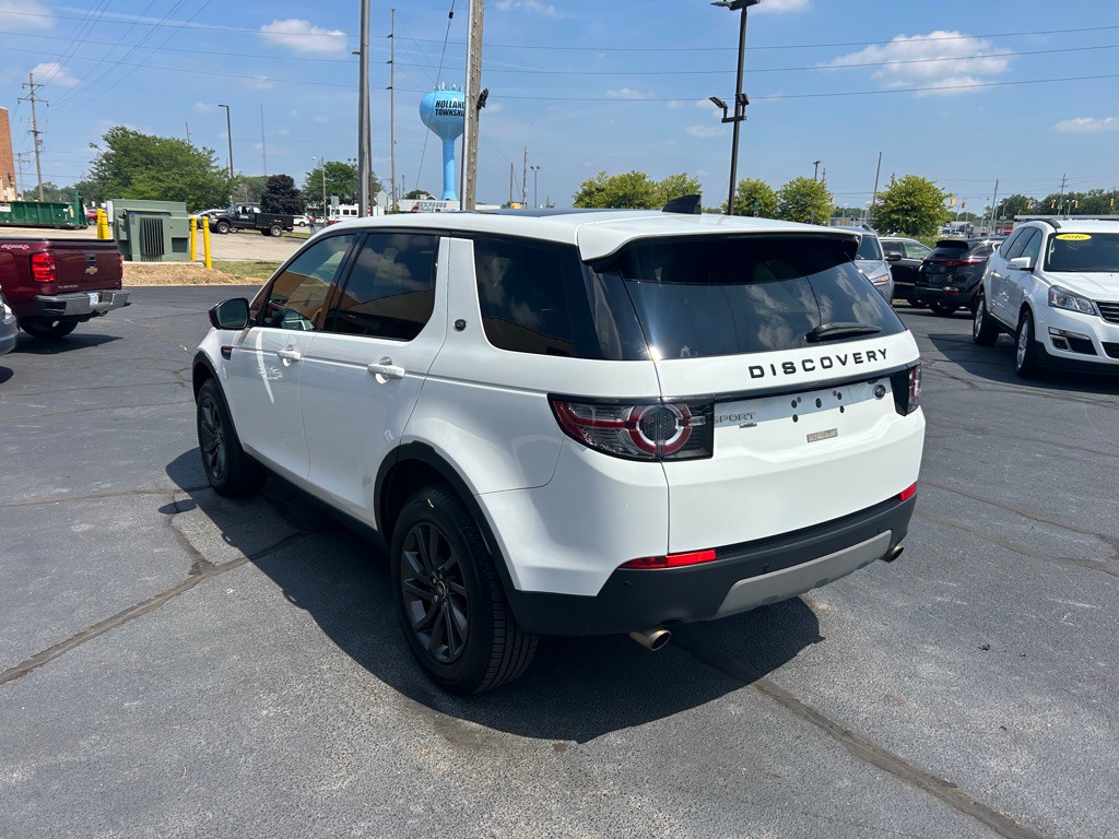 2019 Land Rover Discovery Sport Image 5