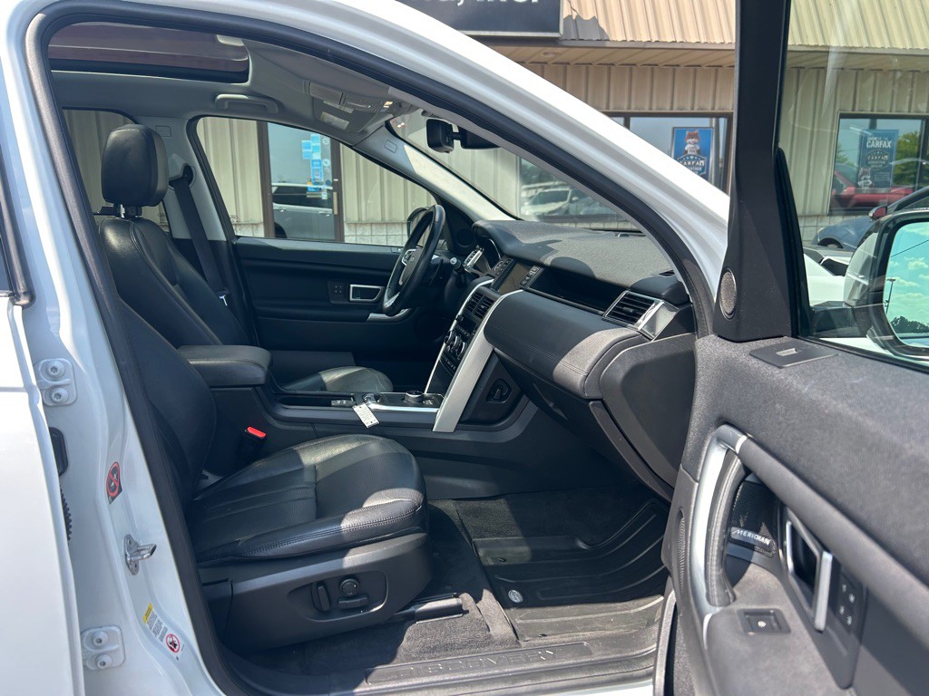 2019 Land Rover Discovery Sport Image 7