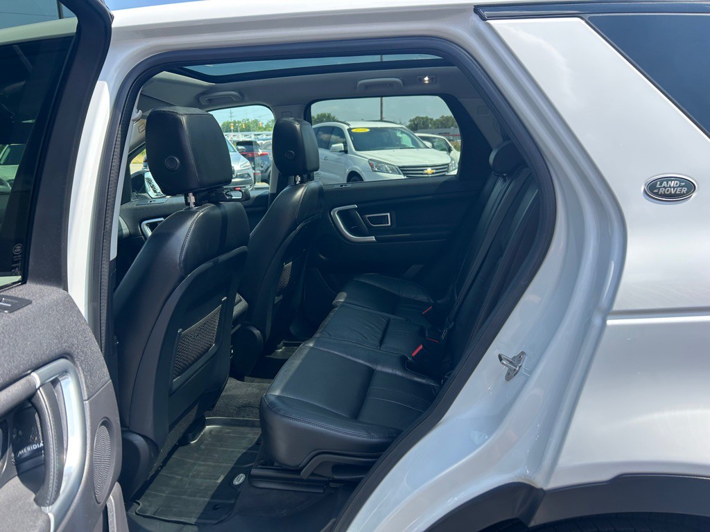 2019 Land Rover Discovery Sport Image 11