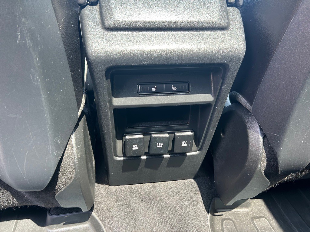 2019 Land Rover Discovery Sport Image 13