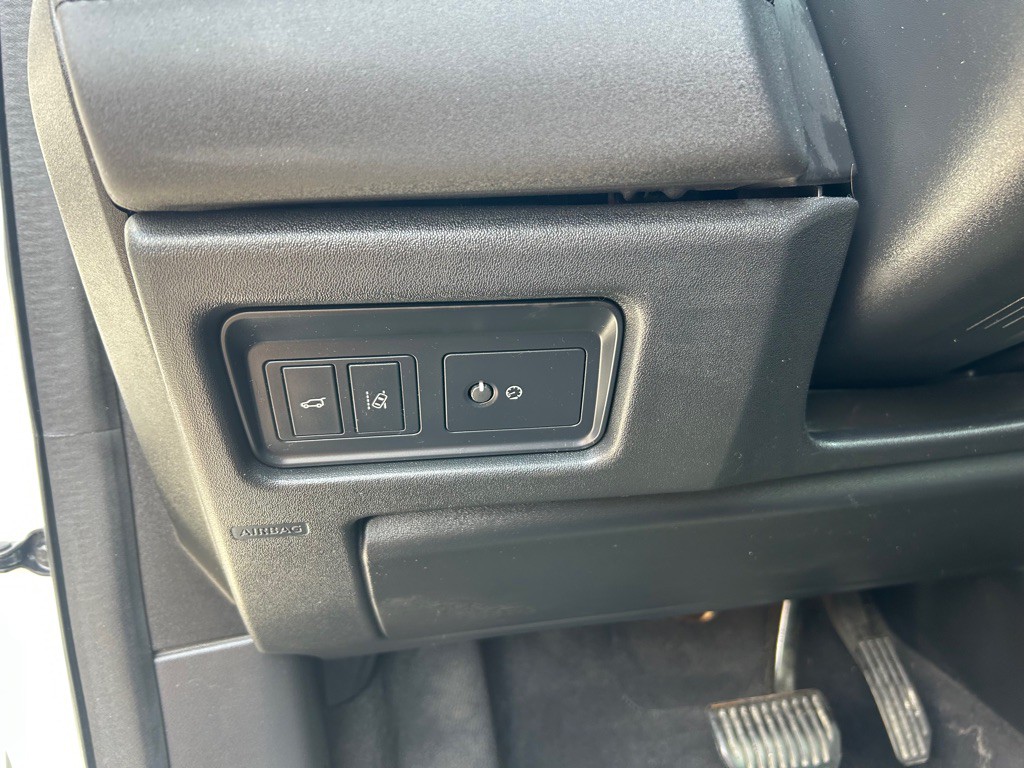 2019 Land Rover Discovery Sport Image 22