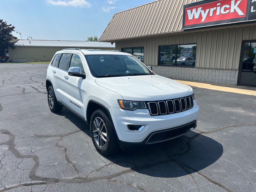 2017 Jeep Grand Cherokee Image 2