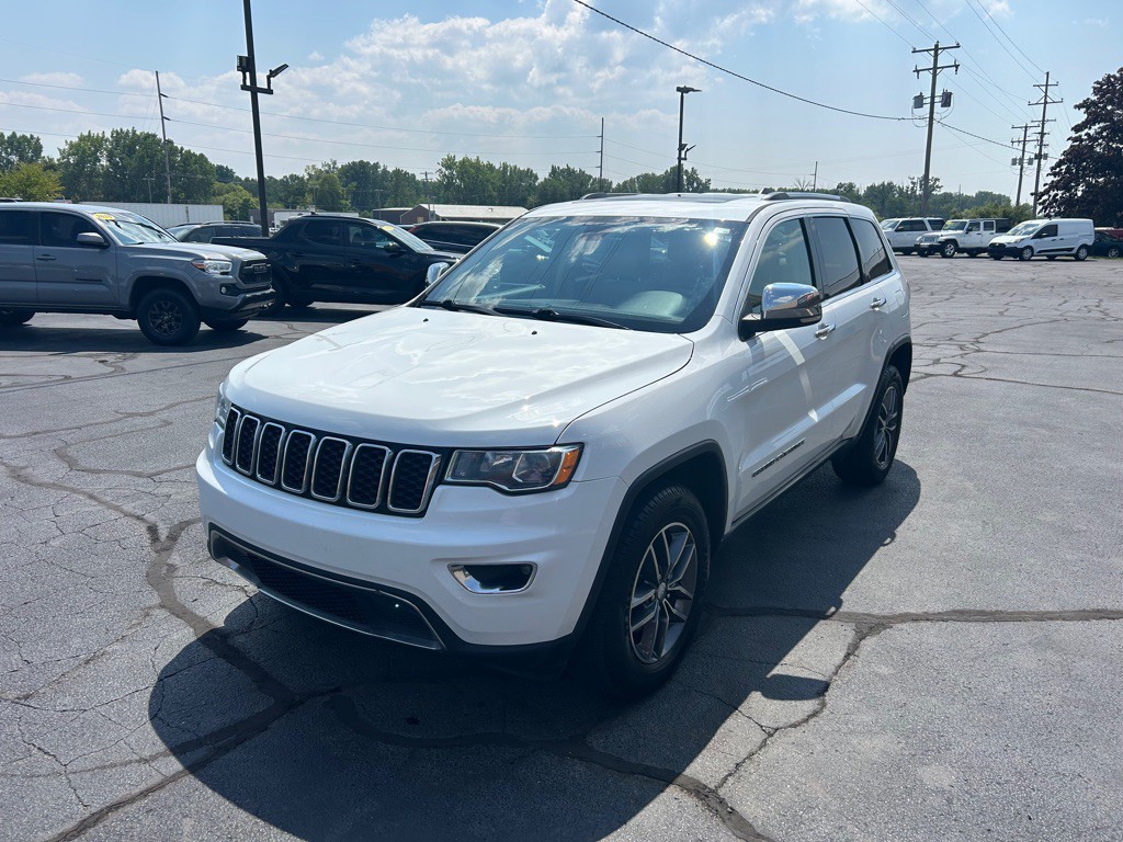 2017 Jeep Grand Cherokee Image 3