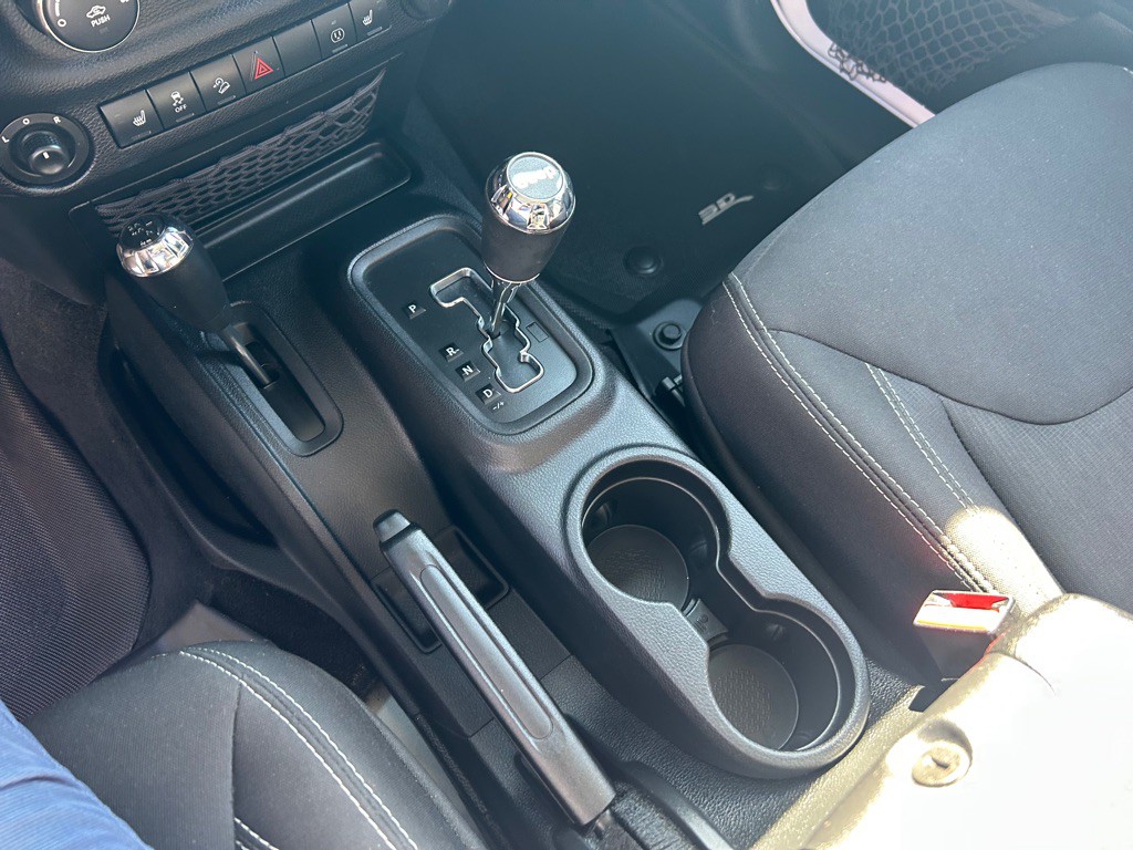 2015 Jeep Wrangler Unlimited Image 20