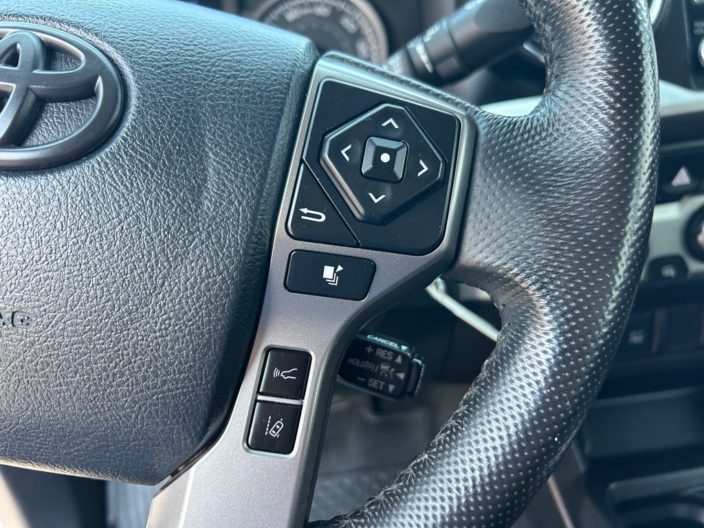 2020 Toyota Tacoma Image 18
