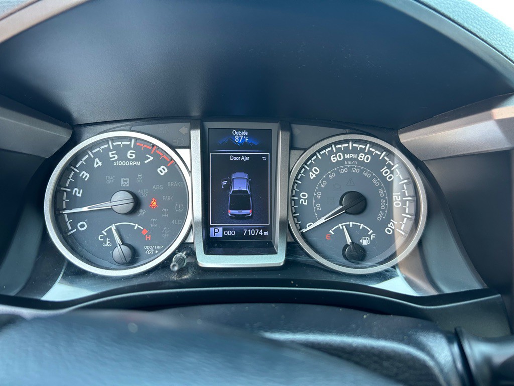 2020 Toyota Tacoma Image 19