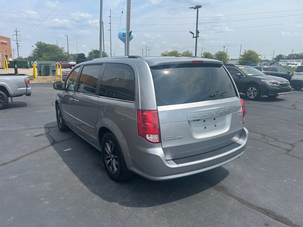 2016 Dodge Grand Caravan Image 5