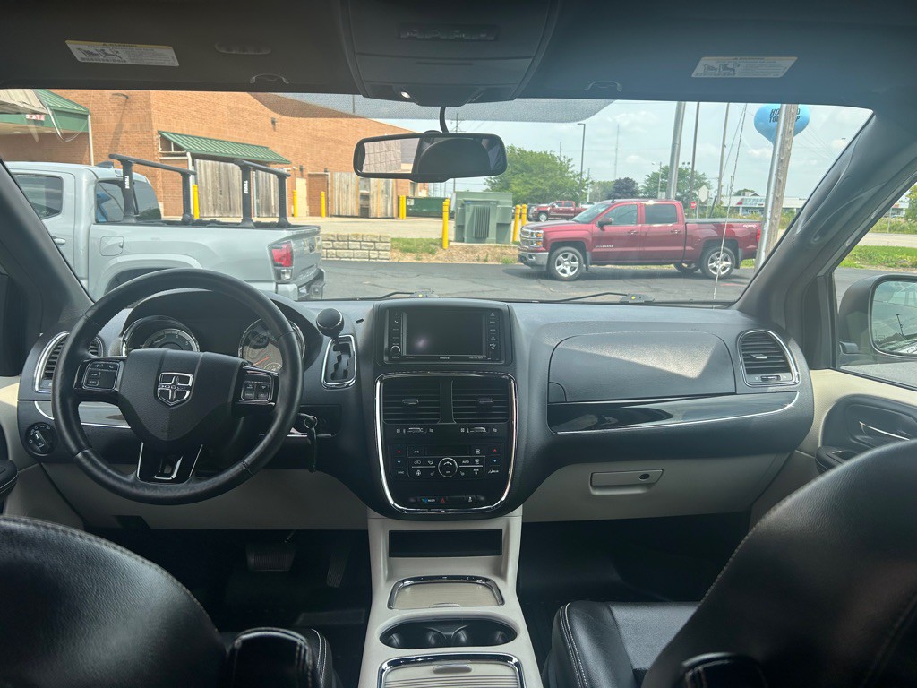 2016 Dodge Grand Caravan Image 14