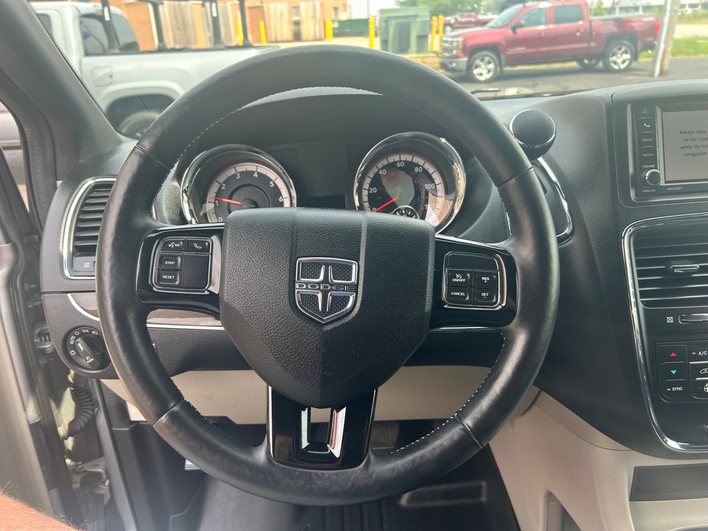 2016 Dodge Grand Caravan Image 19