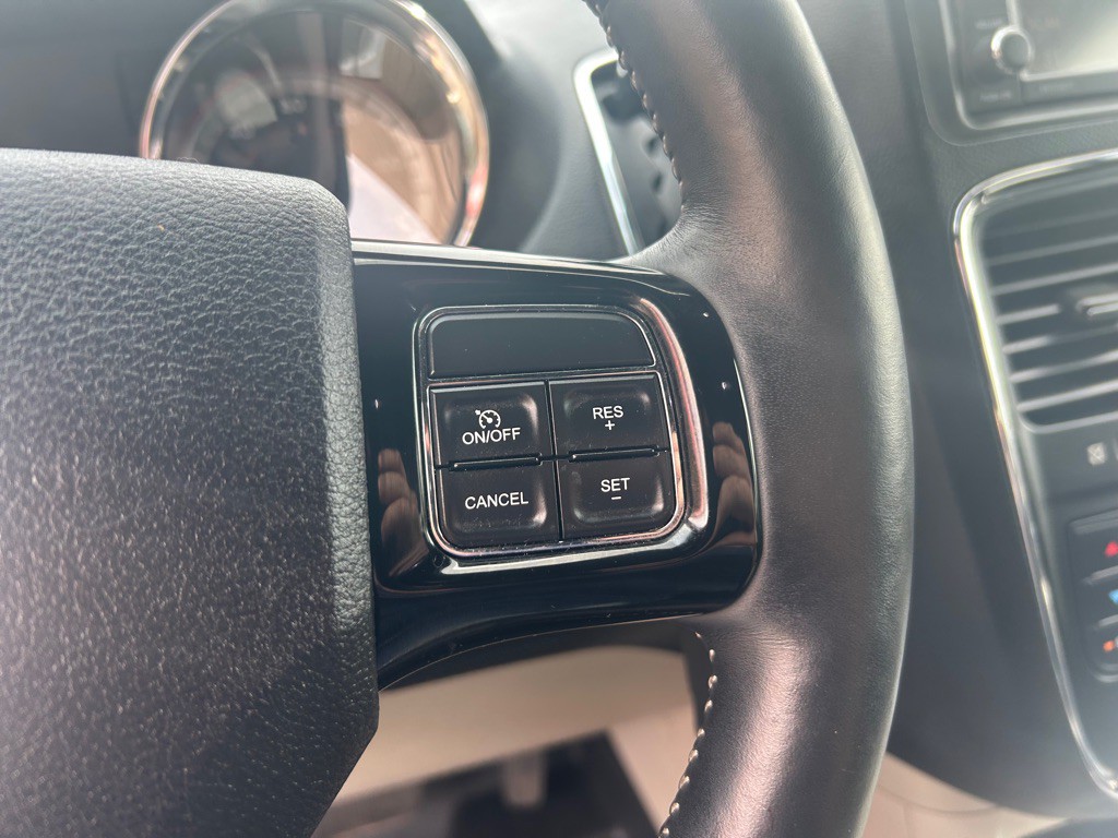 2016 Dodge Grand Caravan Image 21