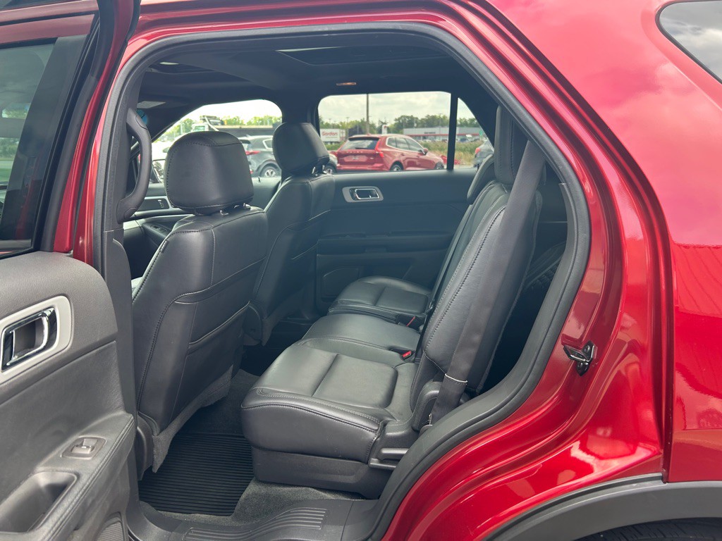 2014 Ford Explorer Image 11