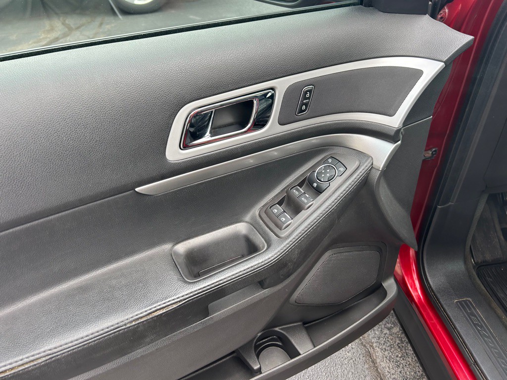 2014 Ford Explorer Image 17