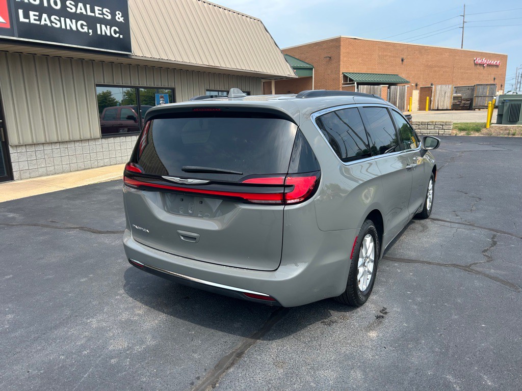 2022 Chrysler Pacifica Image 6