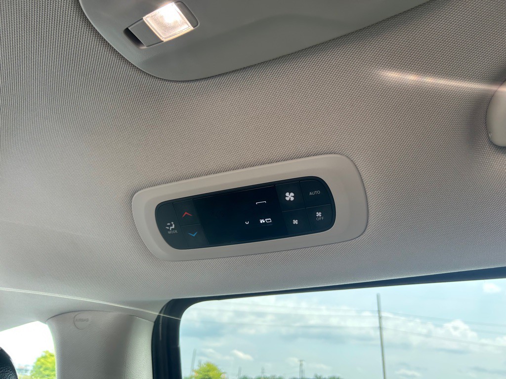 2022 Chrysler Pacifica Image 14