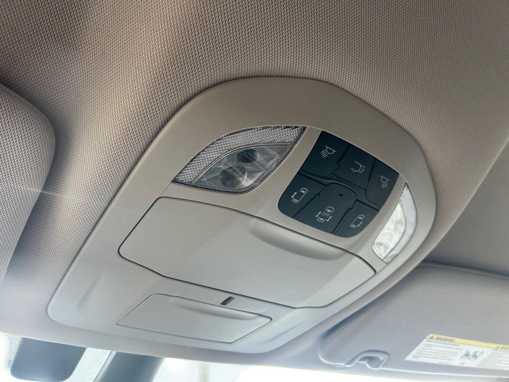 2022 Chrysler Pacifica Image 28