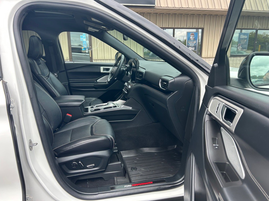 2020 Ford Explorer Image 7
